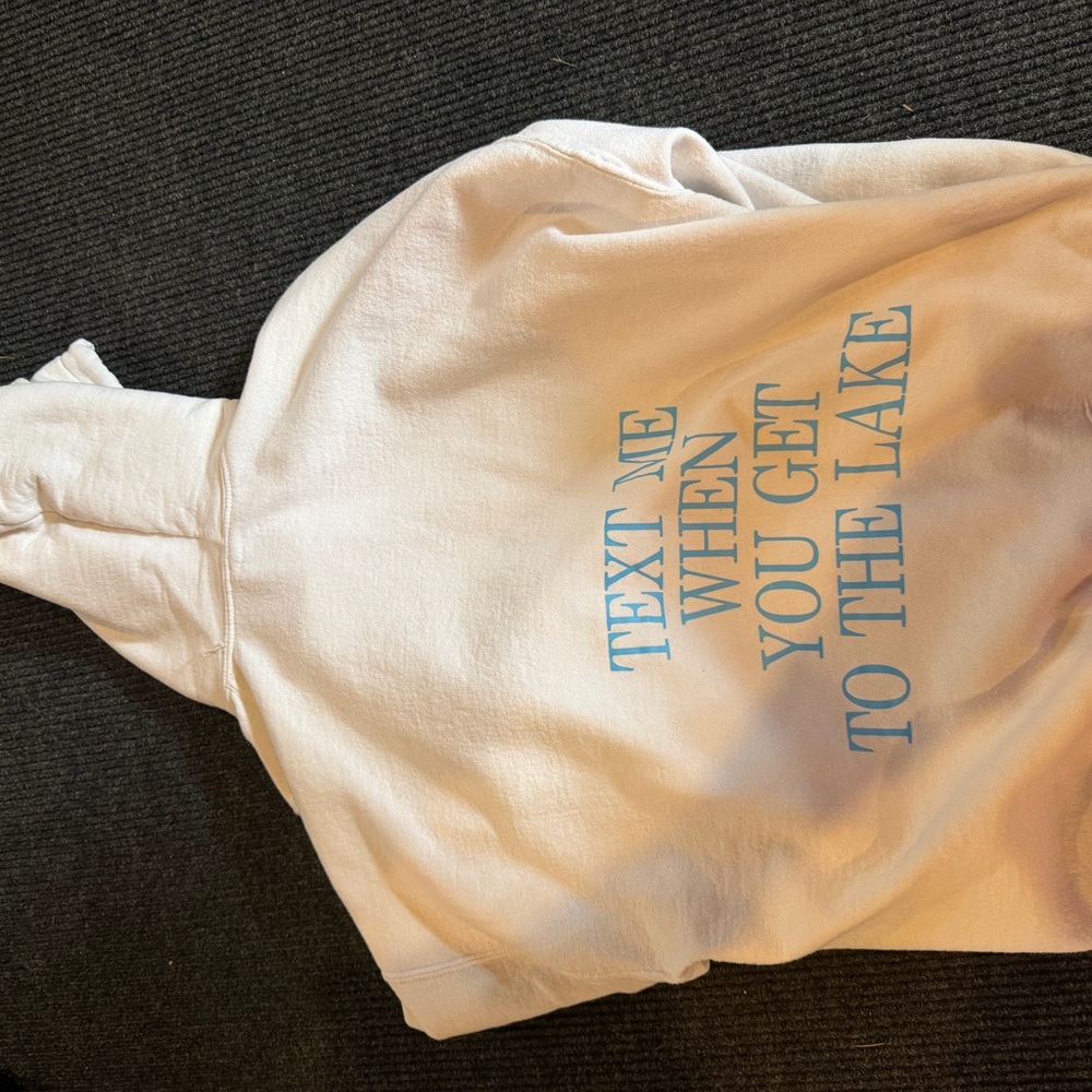 Gildan Heavy Blend White Hoodie